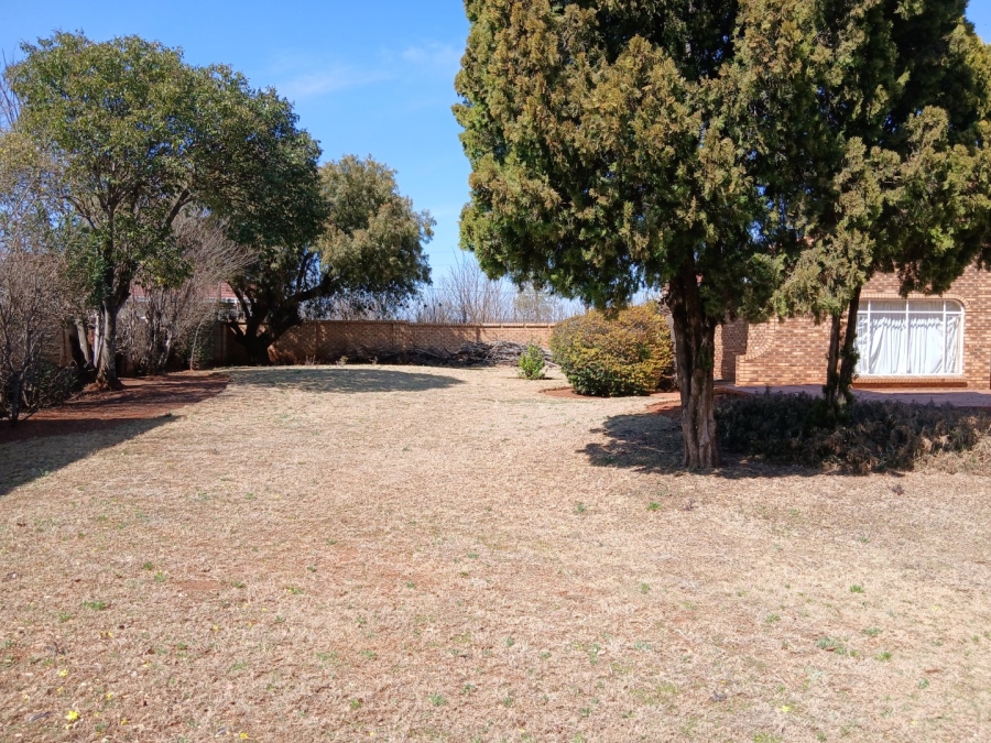 5 Bedroom Property for Sale in Welverdiend Gauteng