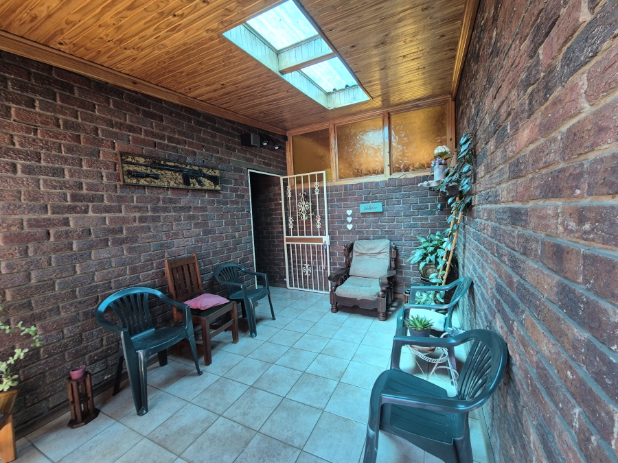 4 Bedroom Property for Sale in Dalpark Gauteng