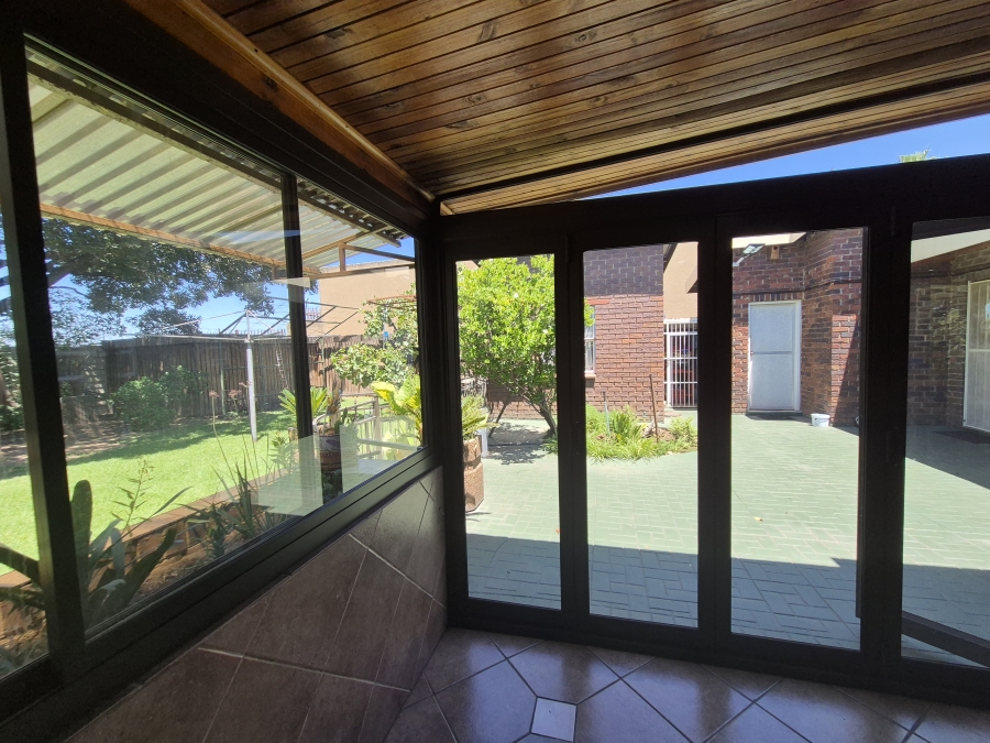 4 Bedroom Property for Sale in Dalpark Gauteng