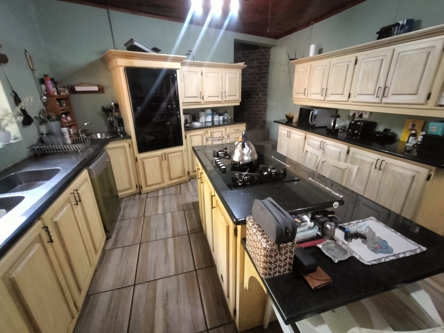 4 Bedroom Property for Sale in Ninapark Gauteng
