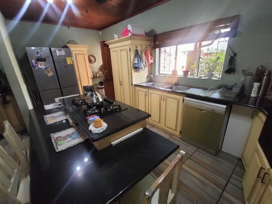 4 Bedroom Property for Sale in Ninapark Gauteng