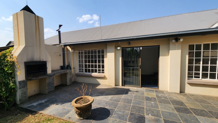 2 Bedroom Property for Sale in Heidelberg Gauteng