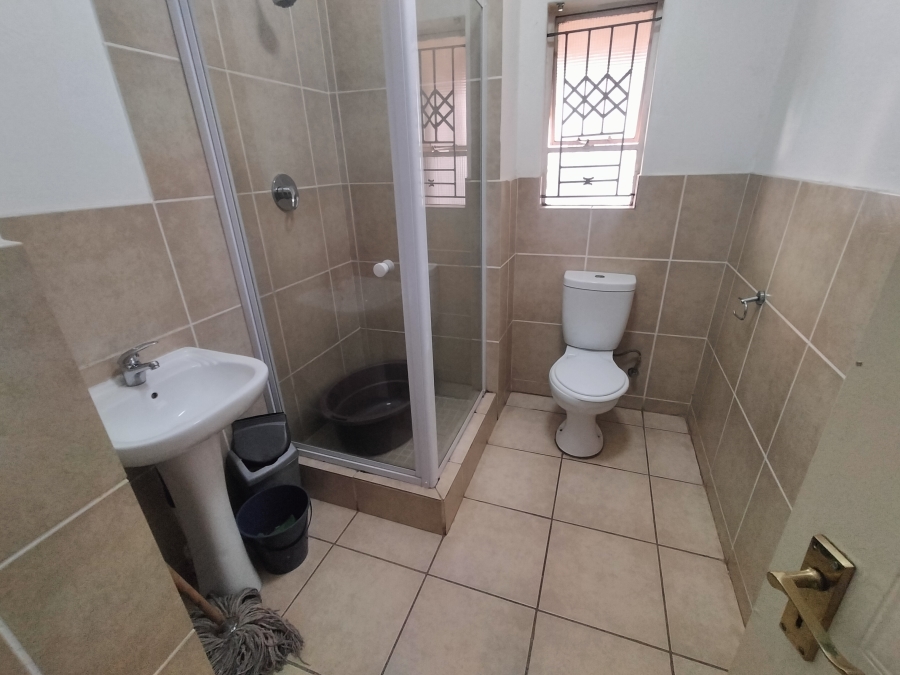 2 Bedroom Property for Sale in Hesteapark Gauteng
