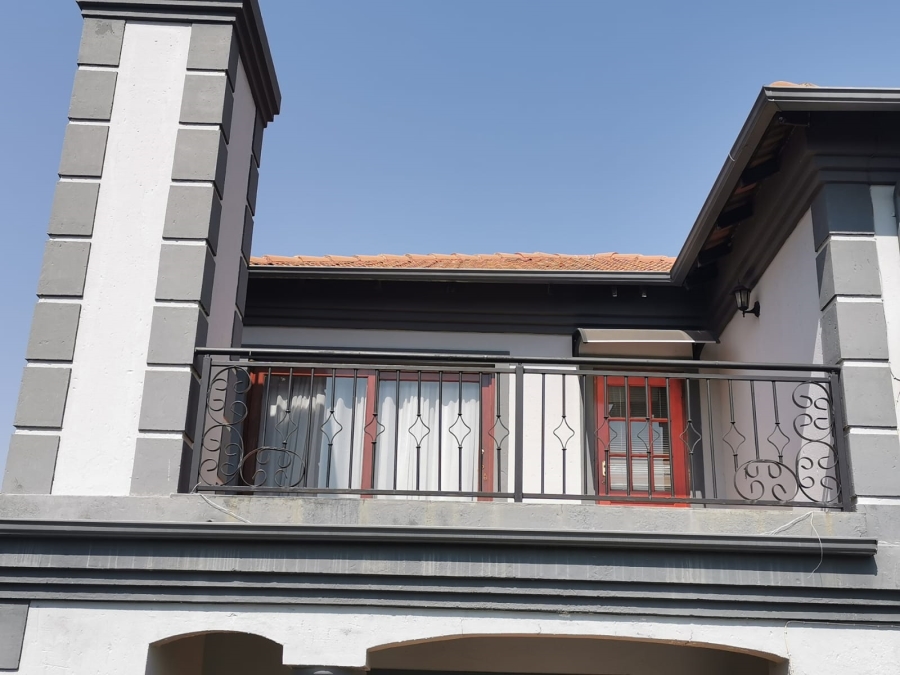 3 Bedroom Property for Sale in Helderwyk Gauteng