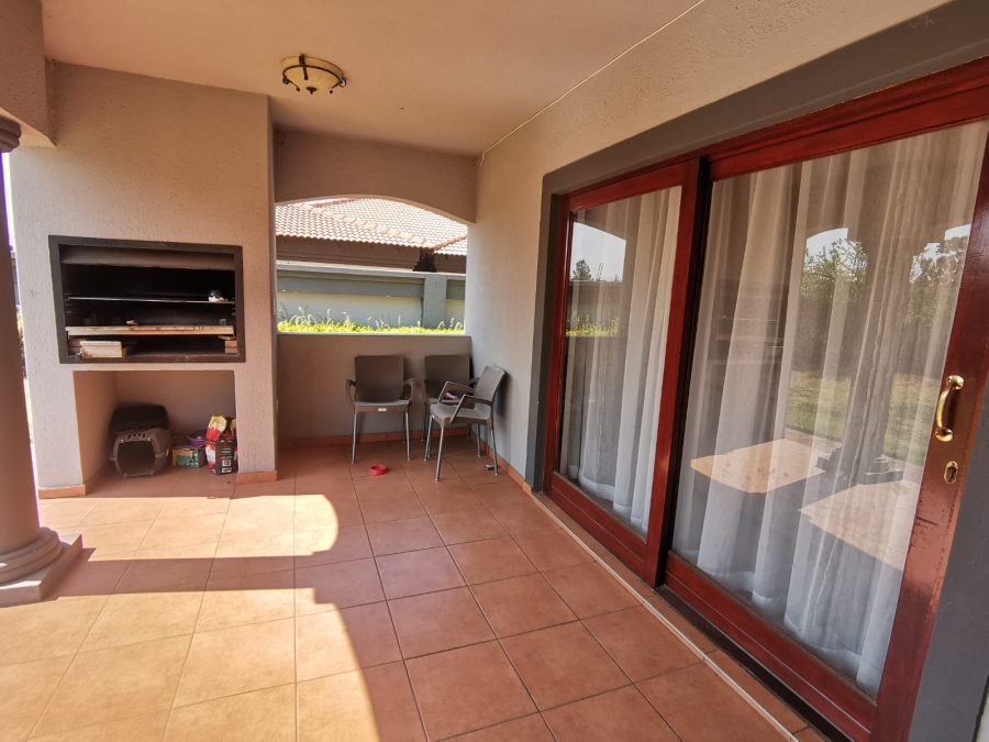 3 Bedroom Property for Sale in Helderwyk Gauteng