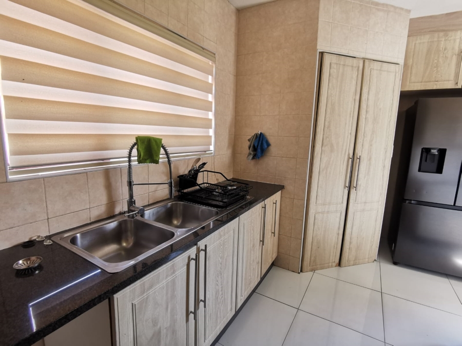 3 Bedroom Property for Sale in Helderwyk Gauteng