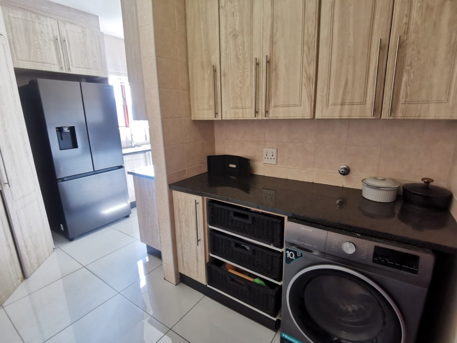 3 Bedroom Property for Sale in Helderwyk Gauteng