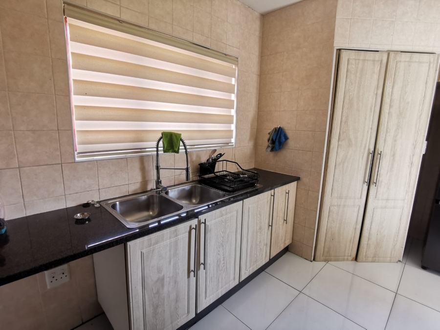 3 Bedroom Property for Sale in Helderwyk Gauteng
