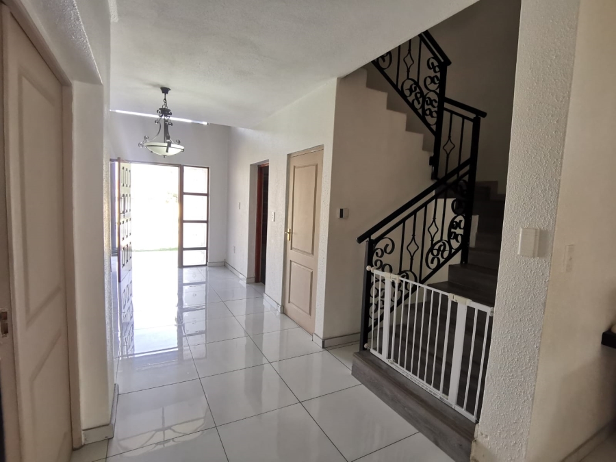 3 Bedroom Property for Sale in Helderwyk Gauteng
