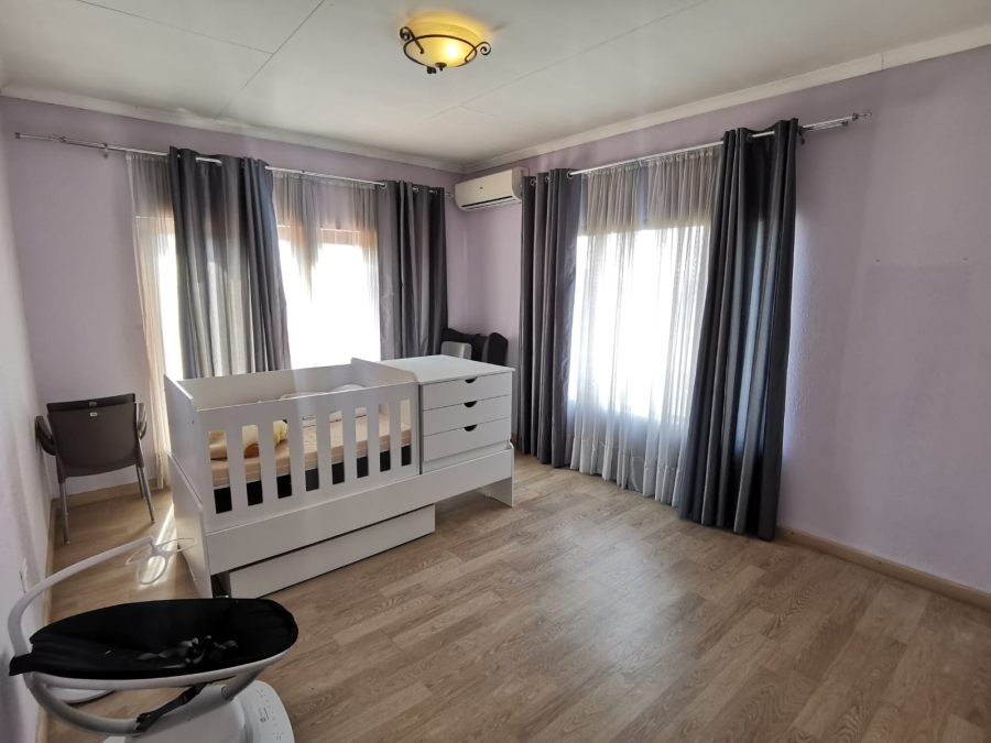 3 Bedroom Property for Sale in Helderwyk Gauteng