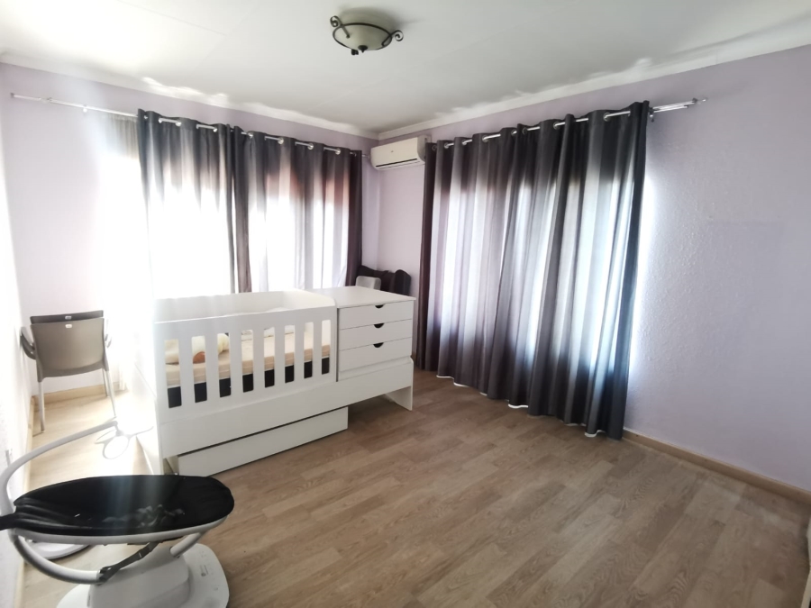 3 Bedroom Property for Sale in Helderwyk Gauteng