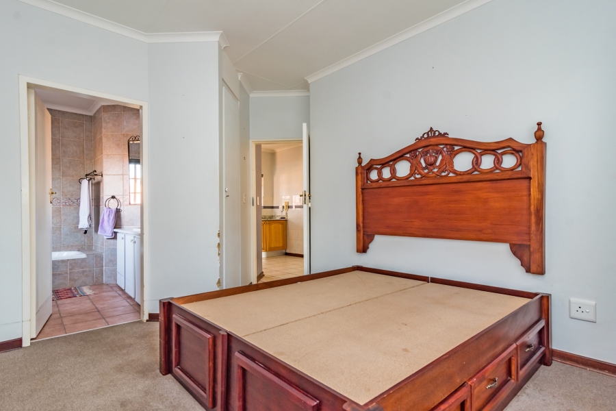 3 Bedroom Property for Sale in Hennopspark Gauteng