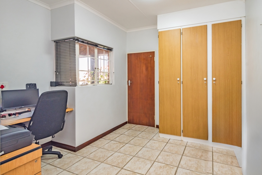 3 Bedroom Property for Sale in Hennopspark Gauteng
