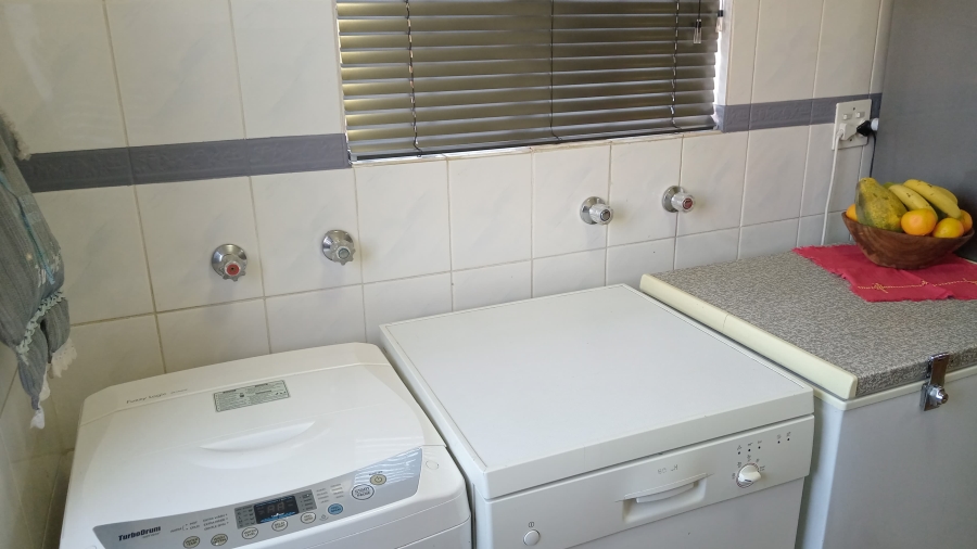 3 Bedroom Property for Sale in Hennopspark Gauteng