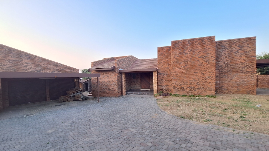3 Bedroom Property for Sale in The Reeds Gauteng