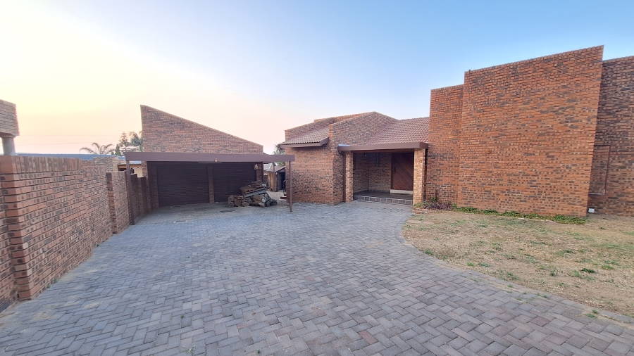 3 Bedroom Property for Sale in The Reeds Gauteng
