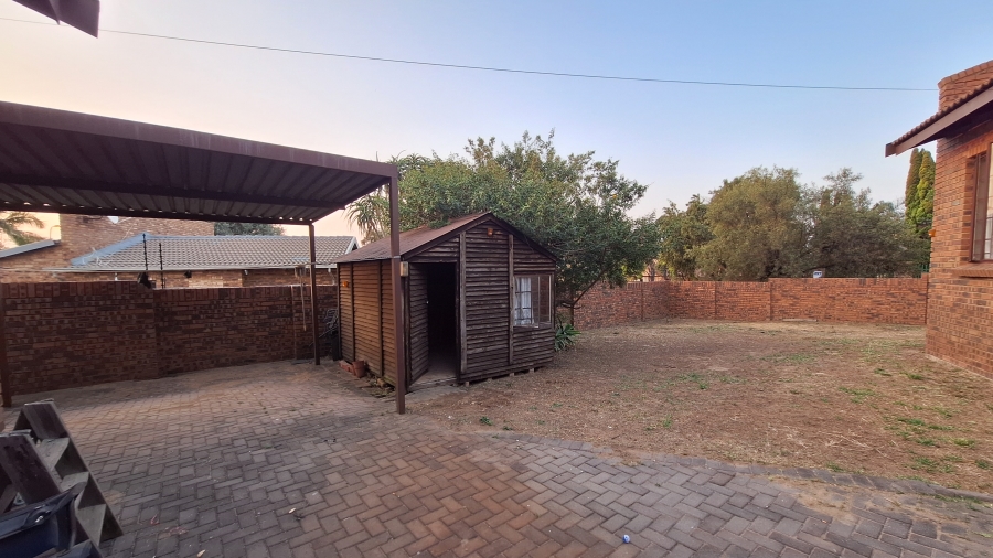 3 Bedroom Property for Sale in The Reeds Gauteng