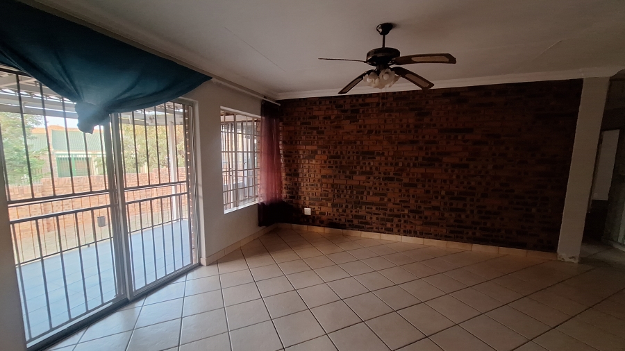 3 Bedroom Property for Sale in The Reeds Gauteng