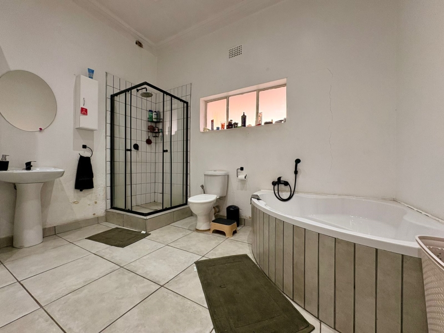 4 Bedroom Property for Sale in Brakpan Central Gauteng