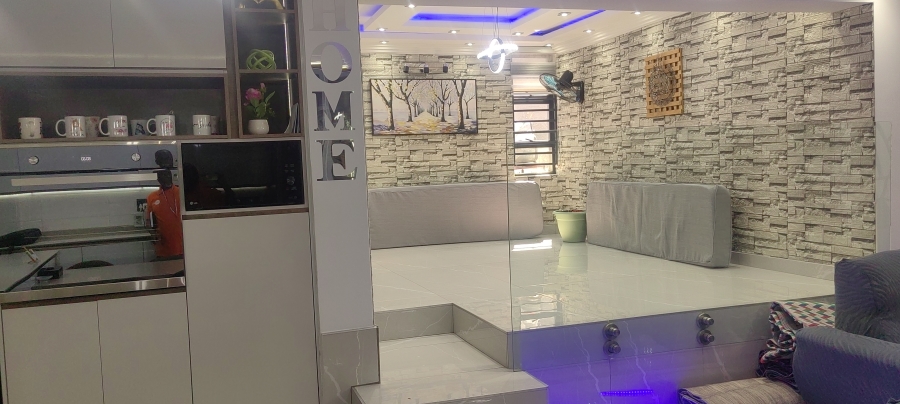 5 Bedroom Property for Sale in Winchester Hills Gauteng