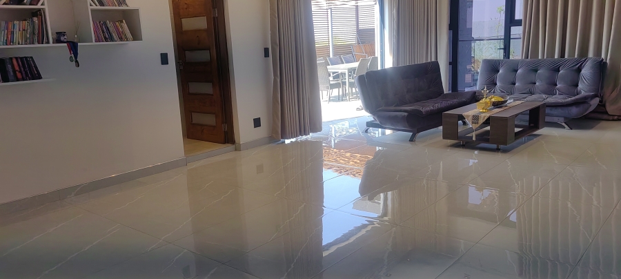 5 Bedroom Property for Sale in Winchester Hills Gauteng