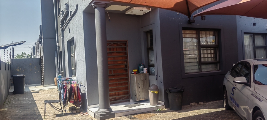 5 Bedroom Property for Sale in Winchester Hills Gauteng