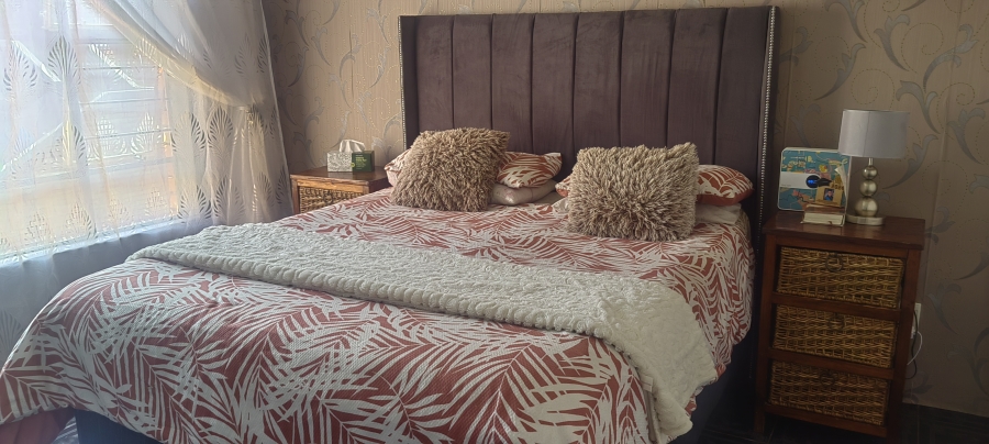 2 Bedroom Property for Sale in Liefde en Vrede Gauteng