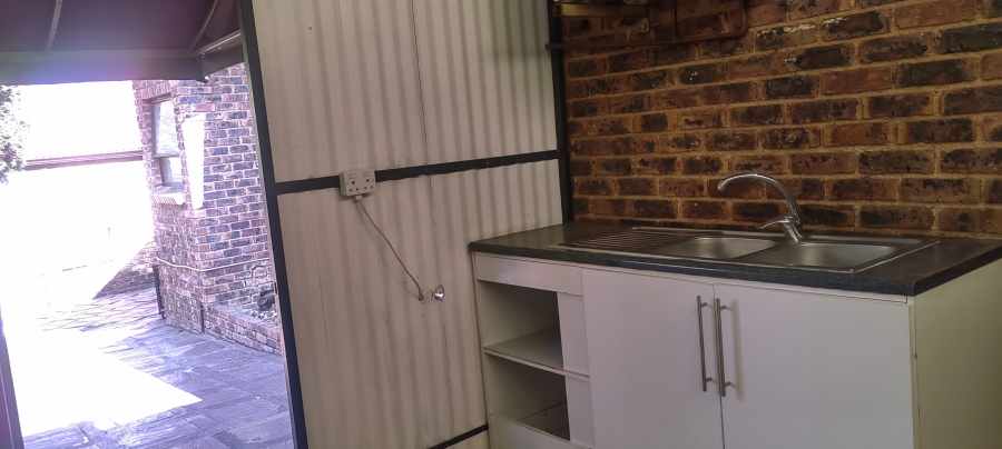 3 Bedroom Property for Sale in Liefde en Vrede Gauteng