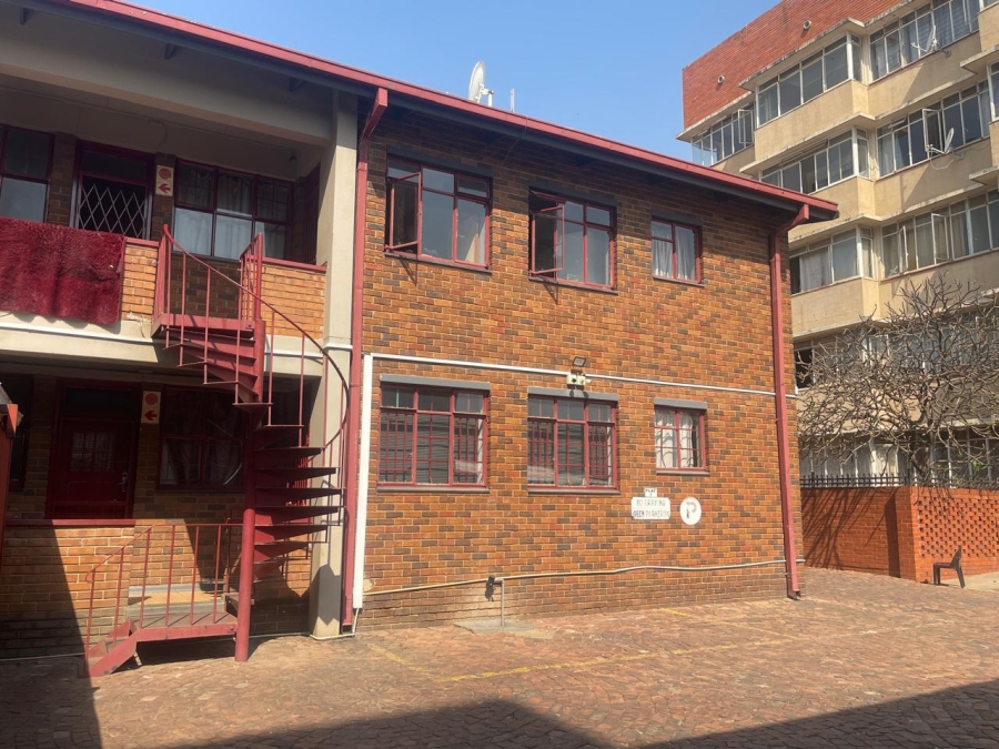 5 Bedroom Property for Sale in Sunnyside Gauteng