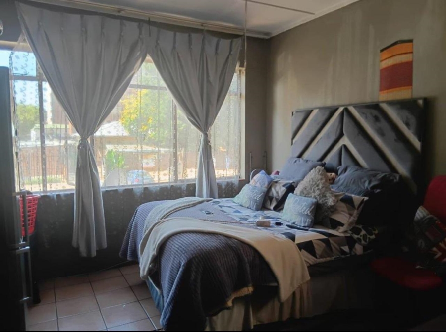 5 Bedroom Property for Sale in Sunnyside Gauteng