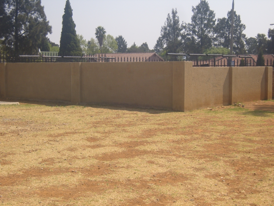 2 Bedroom Property for Sale in Albertsdal Gauteng