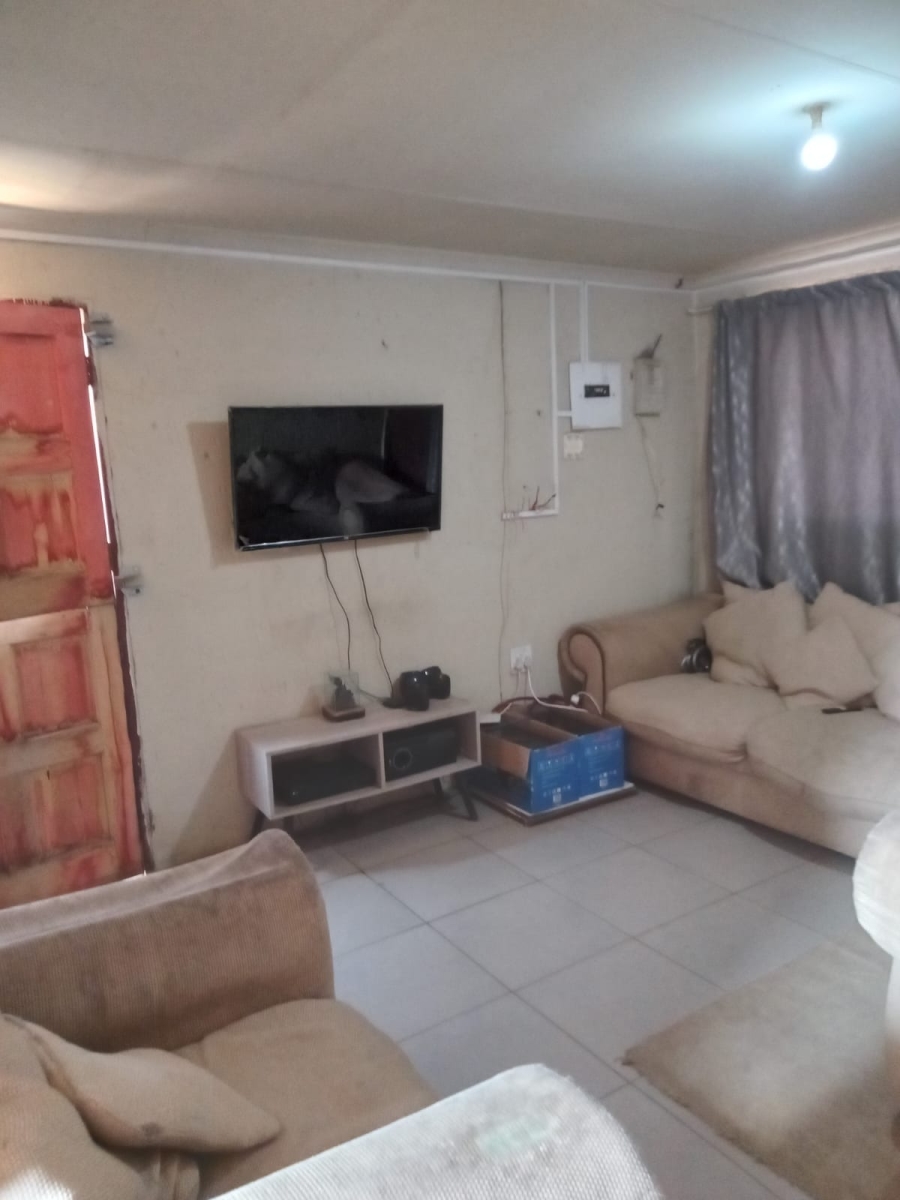 2 Bedroom Property for Sale in Orange Farm Gauteng