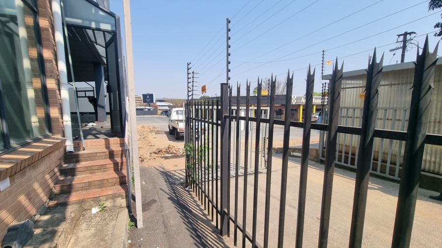 To Let commercial Property for Rent in Kensington B Gauteng