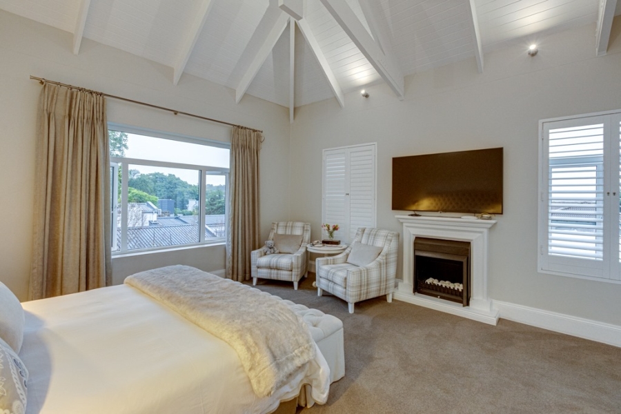 To Let 5 Bedroom Property for Rent in Bryanston Gauteng
