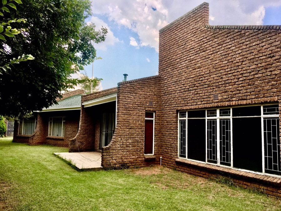 3 Bedroom Property for Sale in Three Rivers East Gauteng