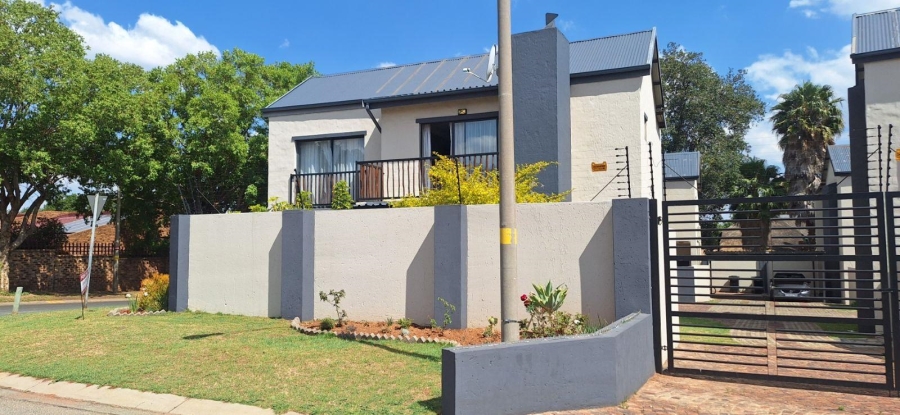 3 Bedroom Property for Sale in Terenure Gauteng