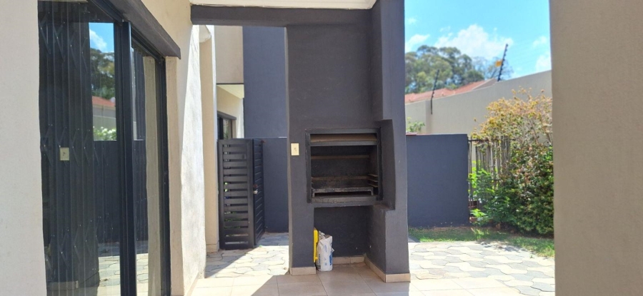 3 Bedroom Property for Sale in Terenure Gauteng