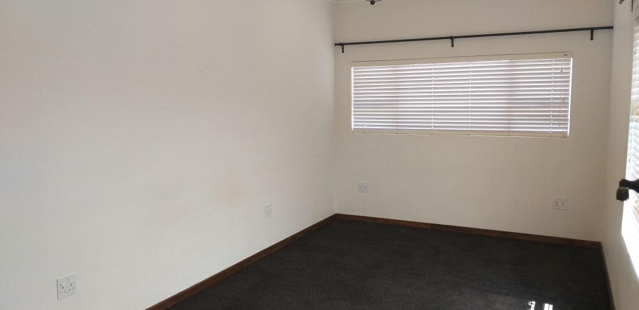 2 Bedroom Property for Sale in Norton Park Gauteng