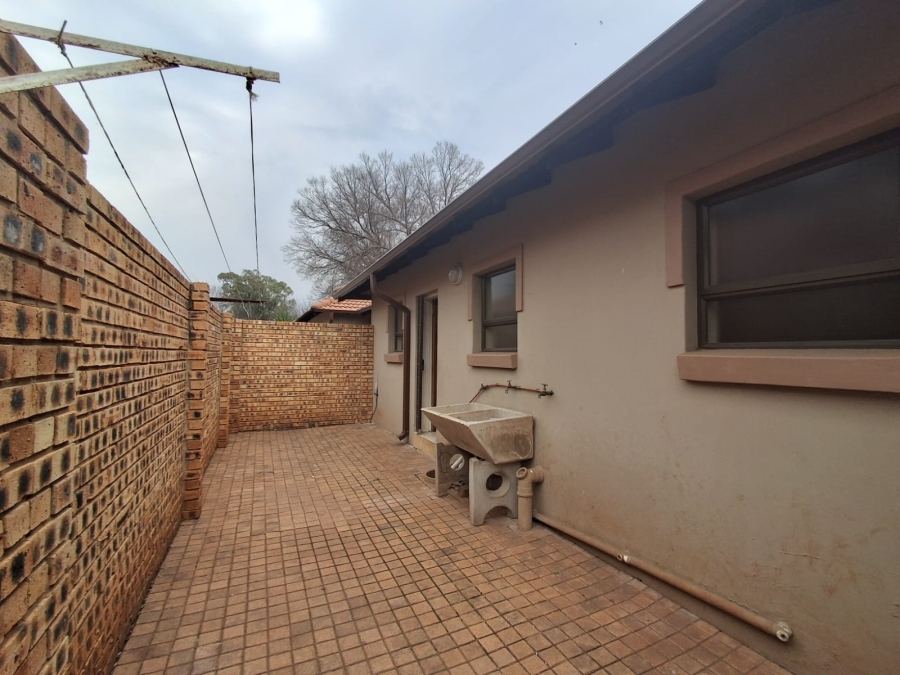 4 Bedroom Property for Sale in Three Rivers Gauteng