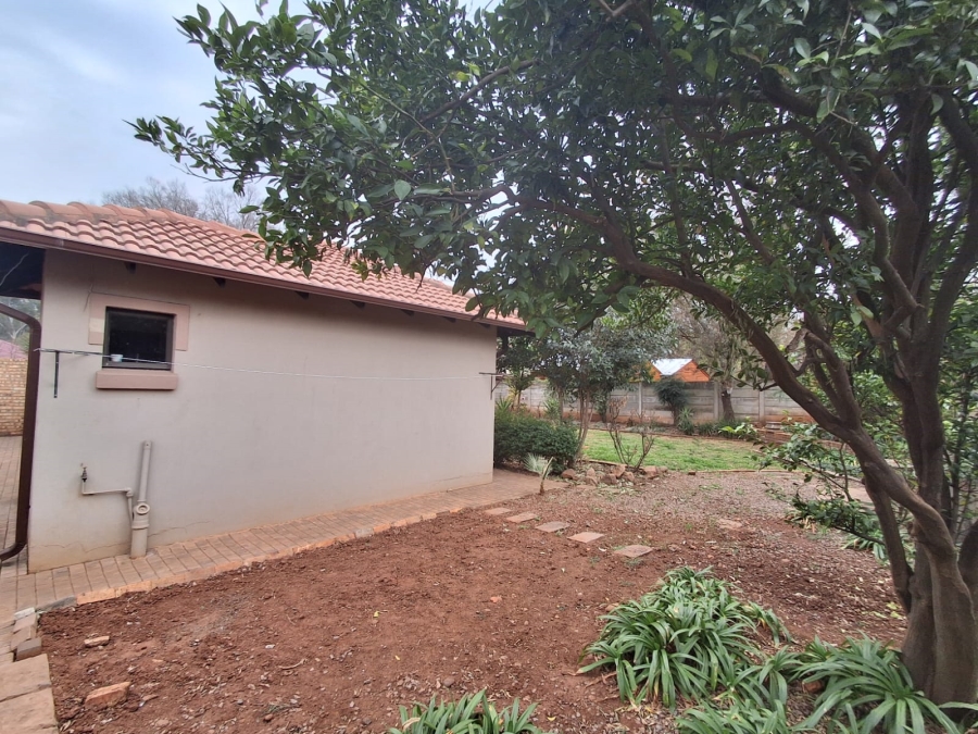 4 Bedroom Property for Sale in Three Rivers Gauteng