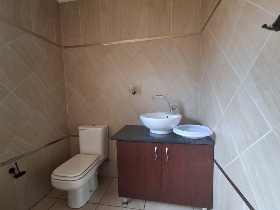 4 Bedroom Property for Sale in Three Rivers Gauteng
