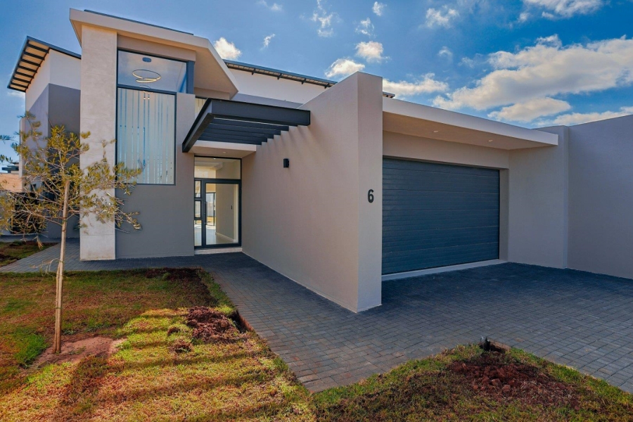 4 Bedroom Property for Sale in Midstream Heights Gauteng