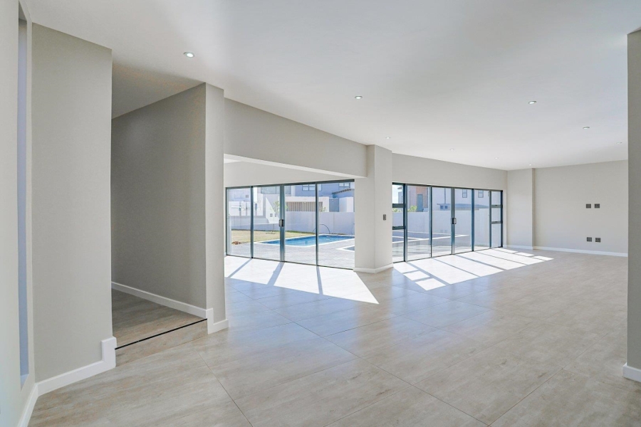 4 Bedroom Property for Sale in Midstream Heights Gauteng