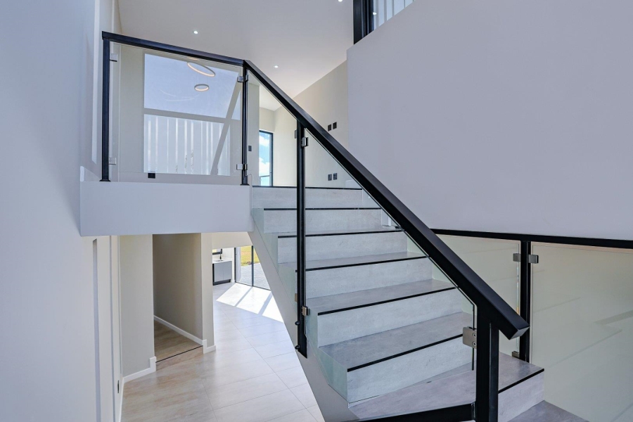 4 Bedroom Property for Sale in Midstream Heights Gauteng
