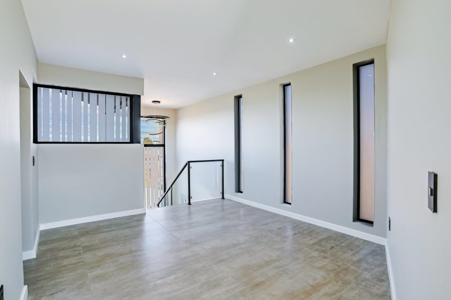 4 Bedroom Property for Sale in Midstream Heights Gauteng