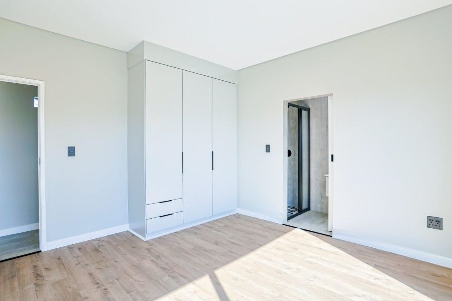 4 Bedroom Property for Sale in Midstream Heights Gauteng