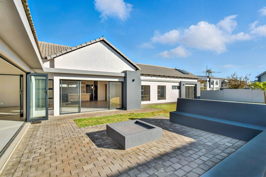 4 Bedroom Property for Sale in Midstream Estate Gauteng
