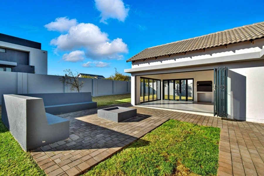 4 Bedroom Property for Sale in Midstream Estate Gauteng