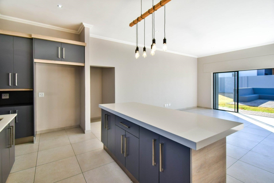 4 Bedroom Property for Sale in Midstream Estate Gauteng