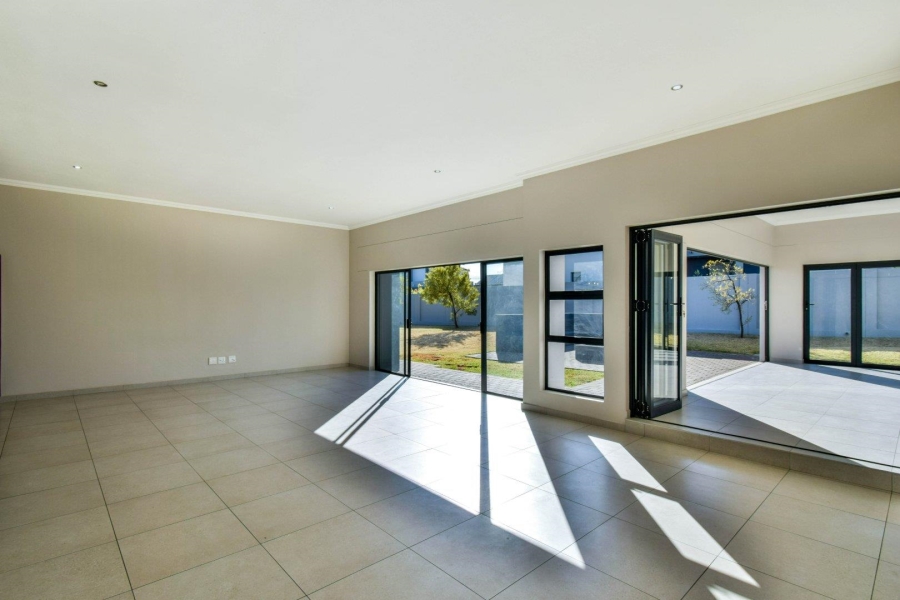 4 Bedroom Property for Sale in Midstream Estate Gauteng